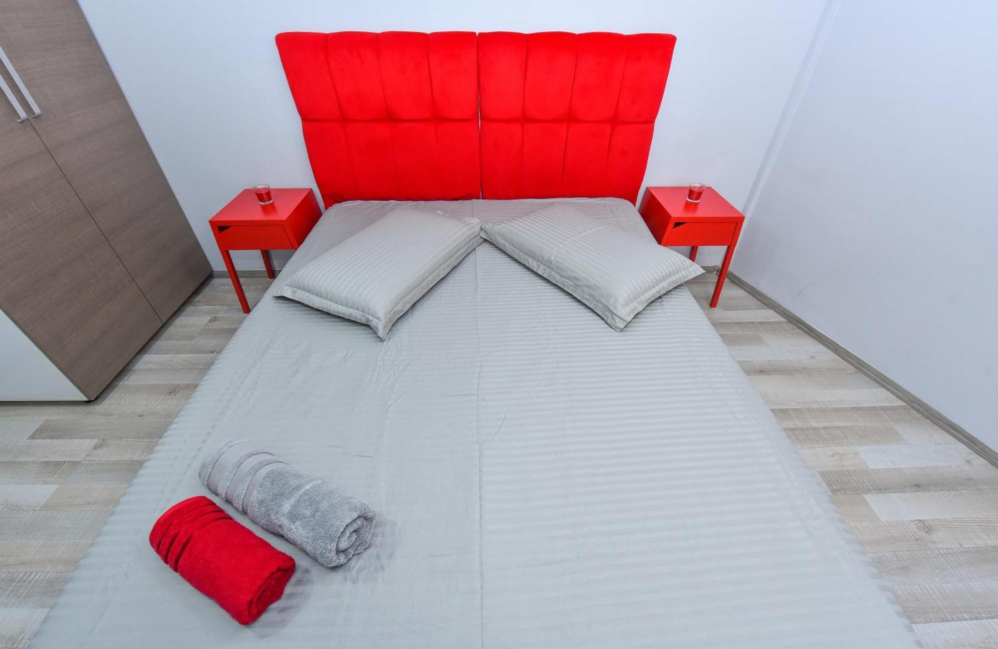 Dracula Adventure Tours Accommodation 부쿠레슈티 외부 사진