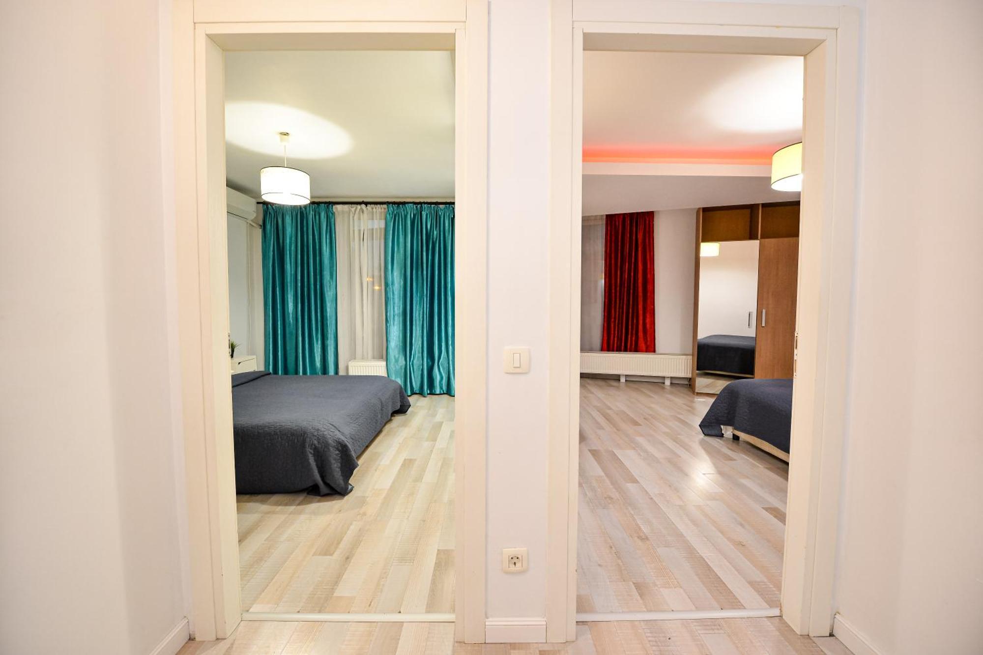 Dracula Adventure Tours Accommodation 부쿠레슈티 외부 사진