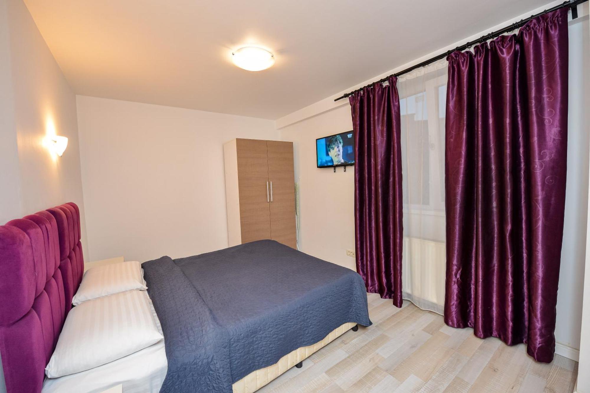 Dracula Adventure Tours Accommodation 부쿠레슈티 외부 사진