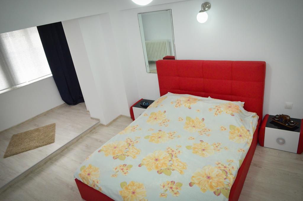 Dracula Adventure Tours Accommodation 부쿠레슈티 외부 사진